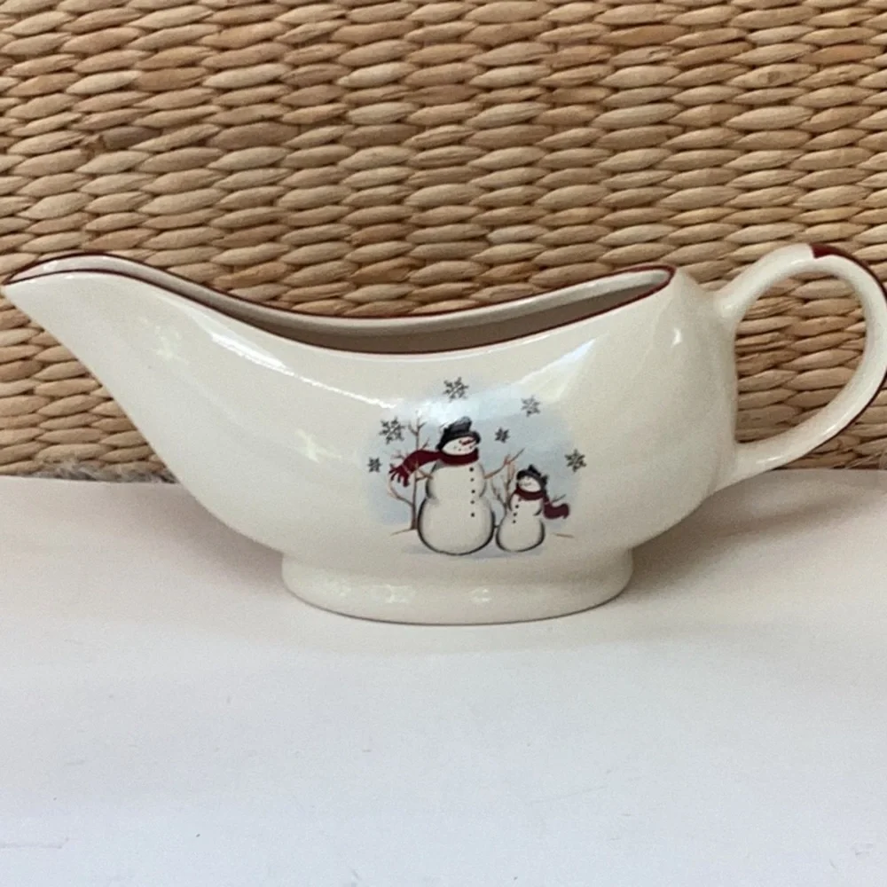 Royal Seasons Stoneware Snowman Family Large Sauce Pitcher Gravy Boat